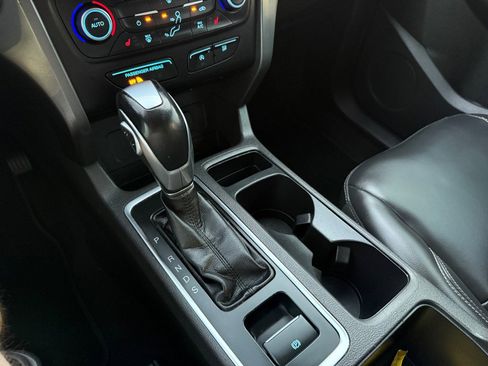 Used 2019 Ford Escape SEL image 14