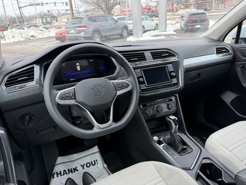 Used 2023 Volkswagen Tiguan S image 17