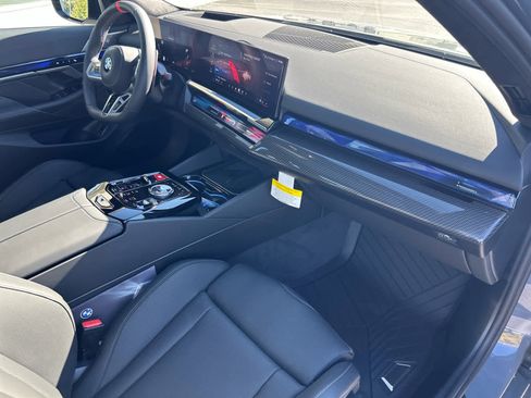 New 2026 BMW M5 w/ Executive Package AWD/4WD image 13