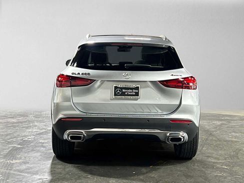 Certified 2026 Mercedes-Benz GLA 250 4MATIC image 4
