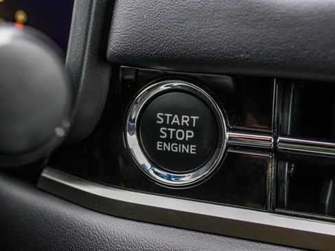 New 2026 Mitsubishi Outlander SE AWD/4WD image 30