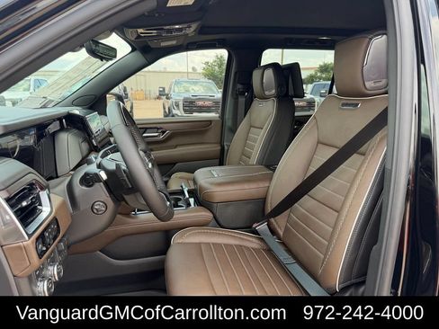 New 2026 GMC Yukon Denali Ultimate AWD/4WD image 23