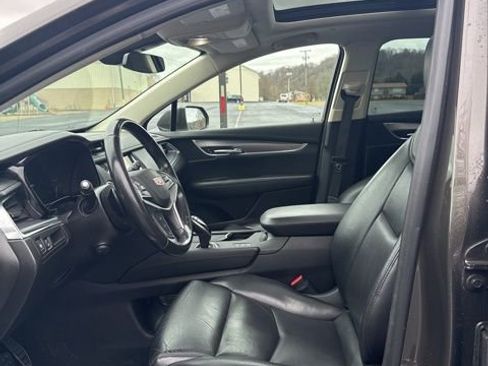Used 2019 Cadillac XT5 Luxury image 8