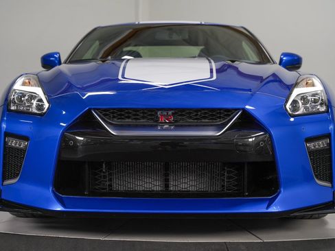 Used 2020 Nissan GT-R Premium AWD/4WD image 16