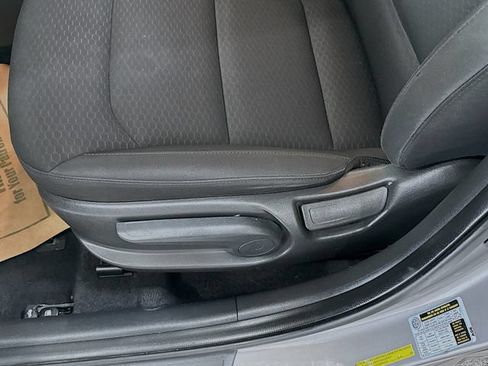 Used 2020 Hyundai Elantra SE w/ Cargo Package (C1) FWD image 16