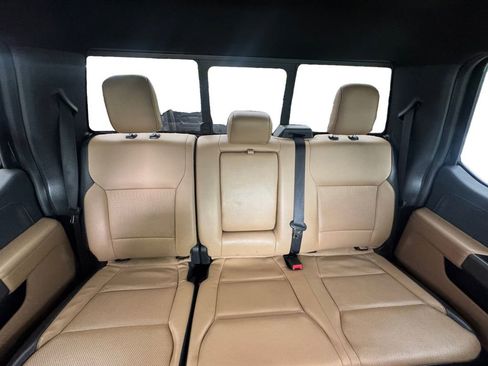 Used 2024 GMC Sierra 2500 AT4X AWD/4WD image 17