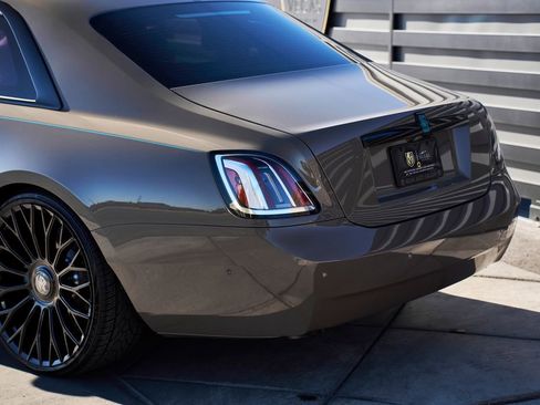 Used 2025 Rolls-Royce Ghost AWD/4WD image 12