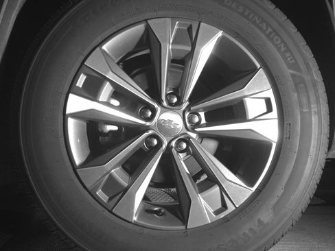 Used 2025 Chevrolet Equinox LT image 14