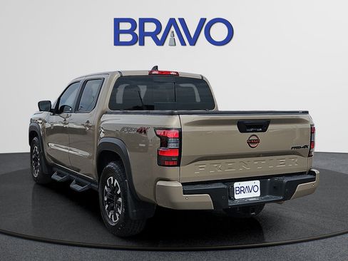 Used 2024 Nissan Frontier PRO-4X w/ Pro Convenience Package AWD/4WD image 3