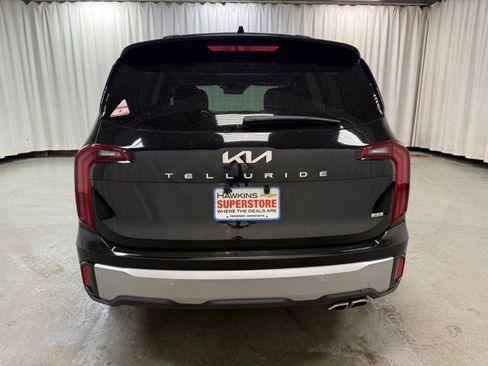 Used 2025 Kia Telluride S AWD/4WD image 6