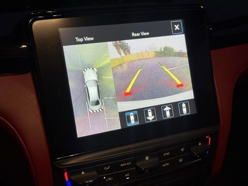 Used 2018 Maserati Quattroporte S GranSport image 26