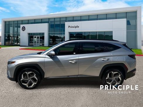 Used 2023 Hyundai Tucson Limited w/ Cargo Package AWD/4WD image 6