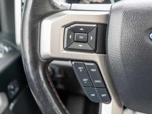 Used 2019 Ford F150 Platinum w/ Technology Package image 24