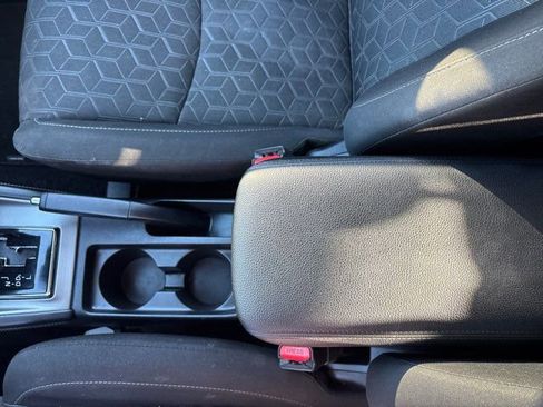 Used 2021 Mitsubishi Outlander Sport SE image 33