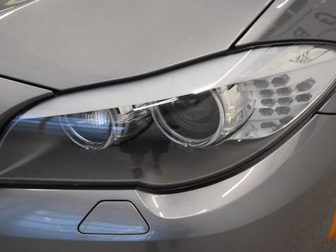 Used 2011 BMW 535i xDrive Sedan AWD/4WD image 15