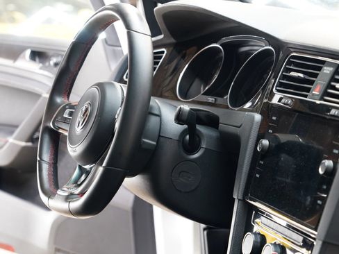 Used 2018 Volkswagen GTI SE w/ SE Leather Package FWD image 57