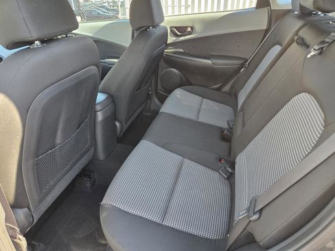 Used 2020 Hyundai Kona SE image 23