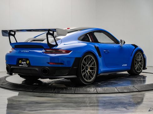 Used 2019 Porsche 911 GT2 RS RWD image 21