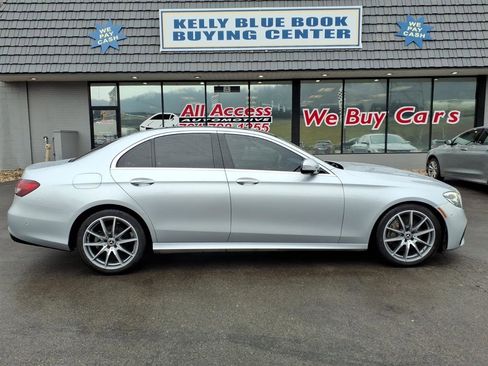 Used 2021 Mercedes-Benz E 350 Sedan image 1