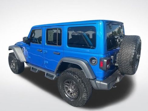 Used 2022 Jeep Wrangler Unlimited Sport image 4
