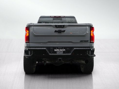 Used 2025 Chevrolet Silverado 2500 ZR2 w/ Technology Package AWD/4WD image 6