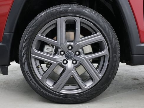 Used 2026 Jeep Compass Limited AWD/4WD image 11