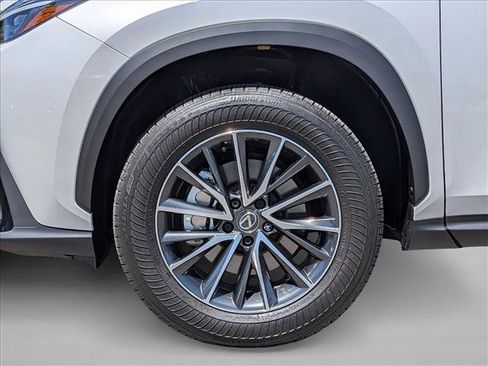 Used 2025 Lexus NX 350h AWD w/ Premium Package image 24