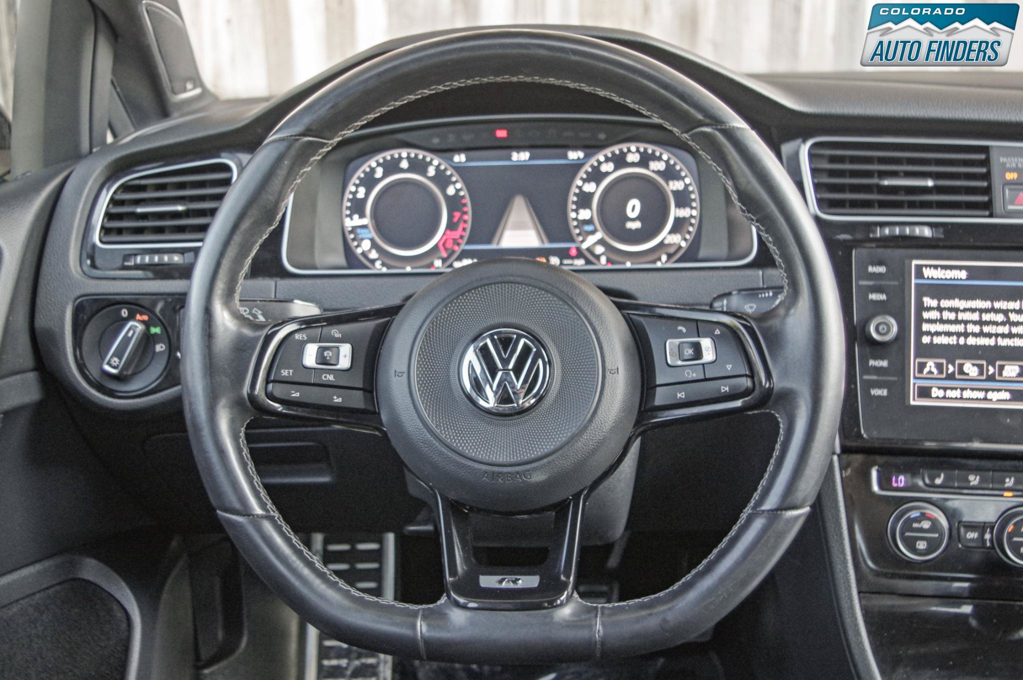 Used 2018 Volkswagen Golf R 4-Door AWD/4WD image 13