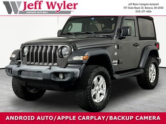 Used 2018 Jeep Wrangler Sport AWD/4WD video 1