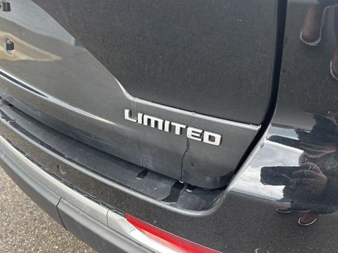 Used 2023 Jeep Grand Cherokee Limited image 6