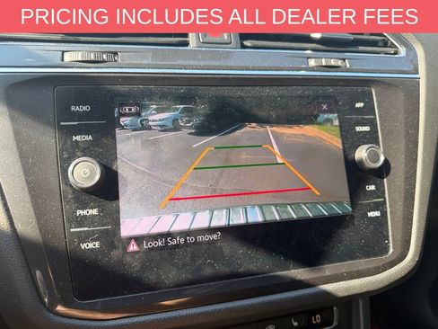 Used 2021 Volkswagen Tiguan SE AWD/4WD image 13