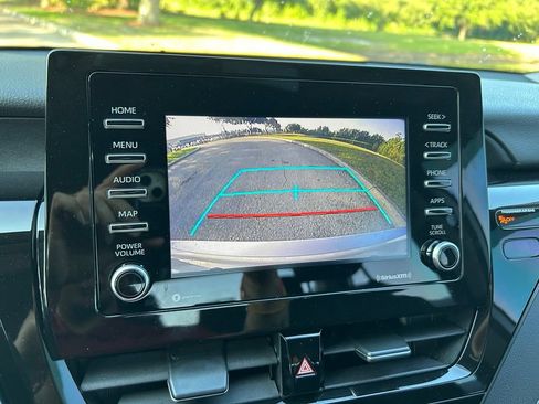 Used 2021 Toyota Camry SE FWD image 26