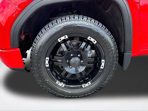 Used 2021 GMC Sierra 1500 Elevation AWD/4WD image 9