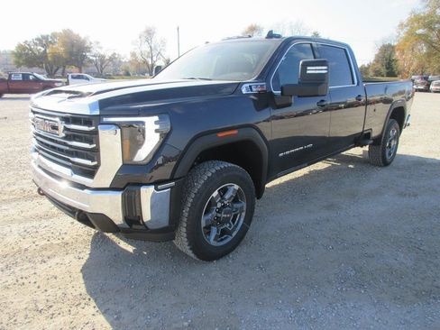 New 2026 GMC Sierra 3500 SLE w/ SLE Value Package image 11