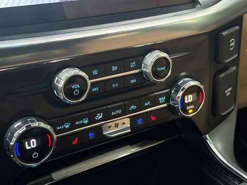 Used 2021 Ford F150 Lariat AWD/4WD image 26