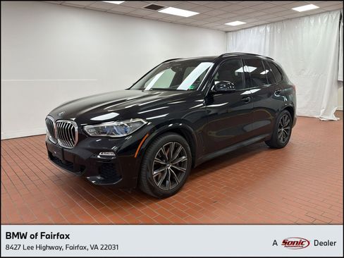 Used 2019 BMW X5 xDrive40i w/ M Sport Package image 1