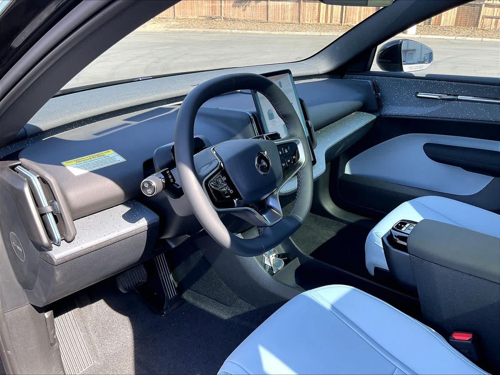 New 2026 Volvo EX30 Ultra w/ Climate Package AWD/4WD image 8
