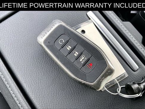 Certified 2025 INFINITI QX80 Luxe image 13