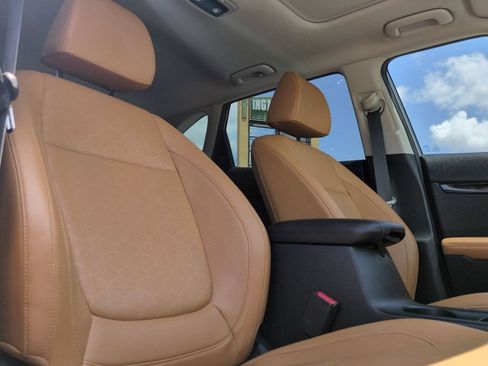 Used 2024 Kia Seltos SX w/ SX Sunroof Package AWD/4WD image 31