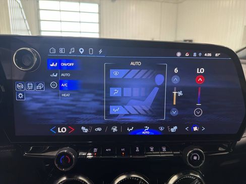 Used 2024 Chevrolet Blazer EV LT AWD/4WD image 14