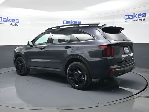 Certified 2025 Kia Sorento X-Line EX image 6