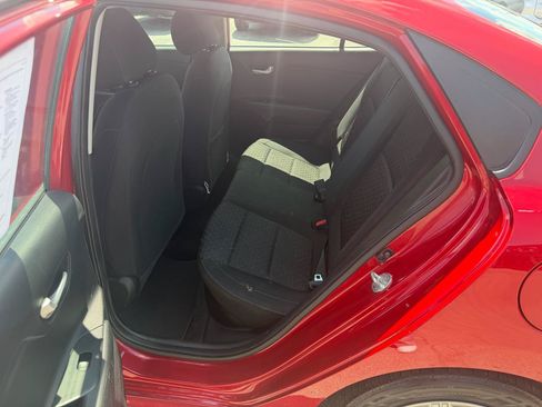 Used 2022 Kia Rio S FWD image 12
