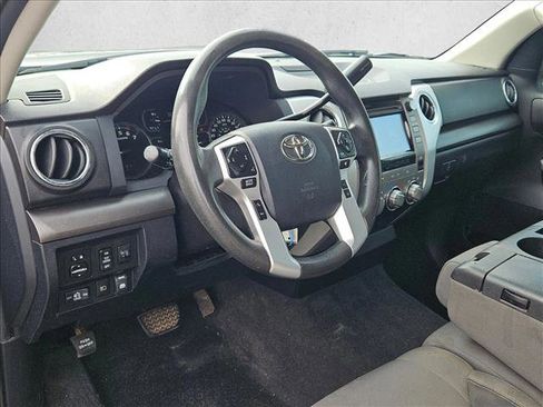 Used 2018 Toyota Tundra SR5 w/ TRD Off Road Package image 10