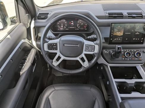 Certified 2025 Land Rover Defender 110 X-Dynamic SE AWD/4WD image 16