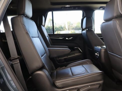 Used 2021 GMC Yukon Denali w/ Denali Premium Package image 51