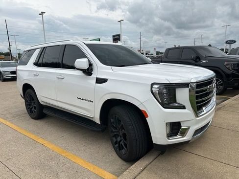 Used 2023 GMC Yukon SLT w/ SLT Premium Package RWD image 2