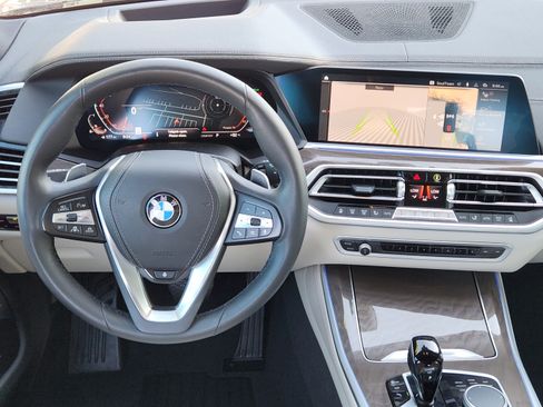 Used 2023 BMW X5 xDrive40i AWD/4WD image 24