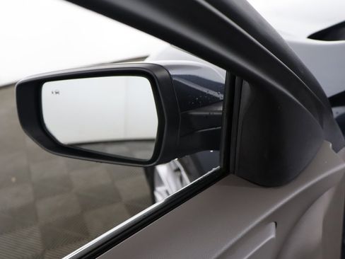 Used 2021 Chevrolet Malibu LT image 30