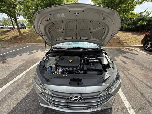 Used 2020 Hyundai Elantra SE w/ Cargo Package (C1) FWD image 19