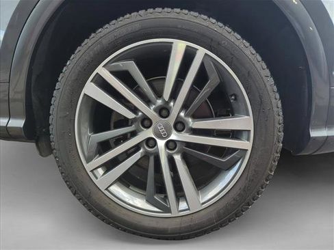 Used 2020 Audi Q5 e Prestige w/ Prestige Package AWD/4WD image 9